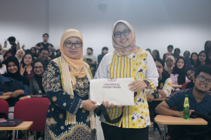 Mengupas Feminisme Muslim: Kesetaraan Gender Dimulai dari Keluarga
